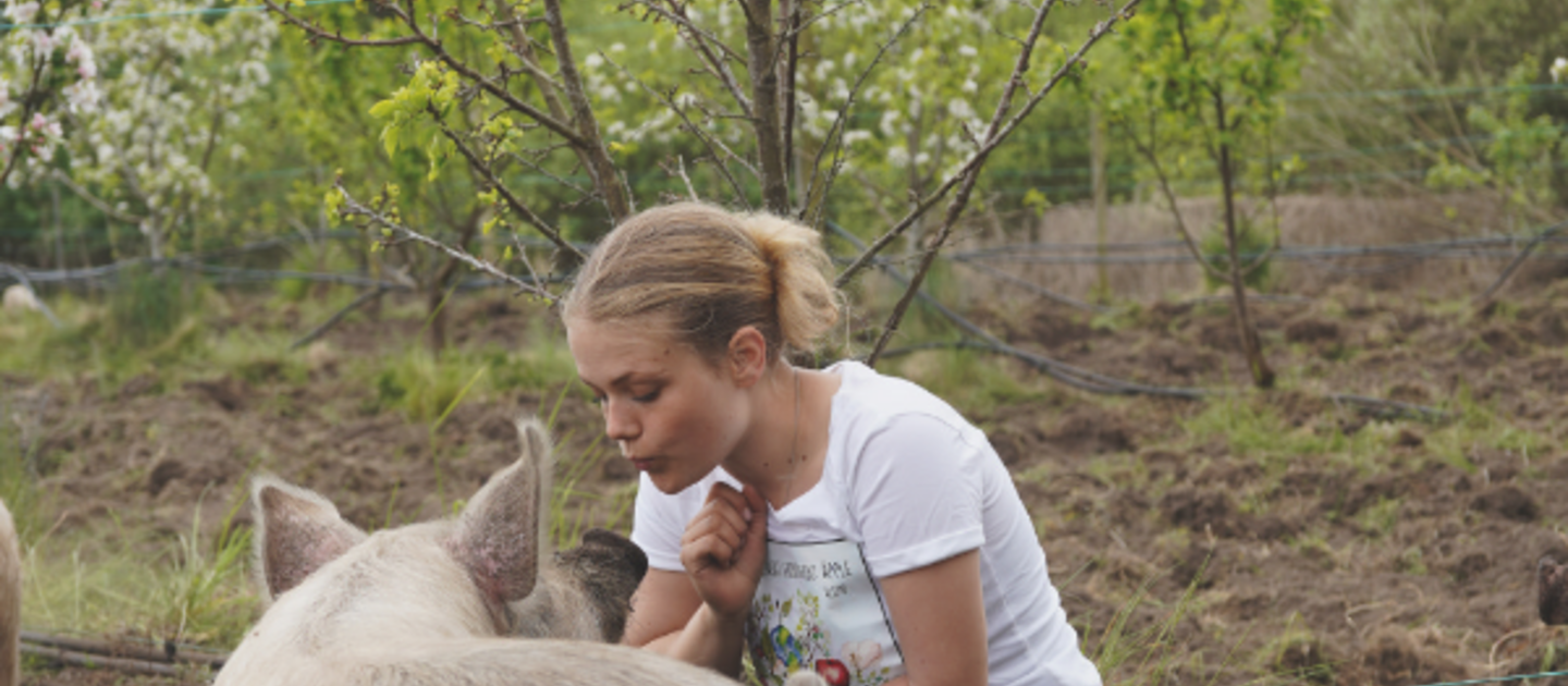meisje met varken